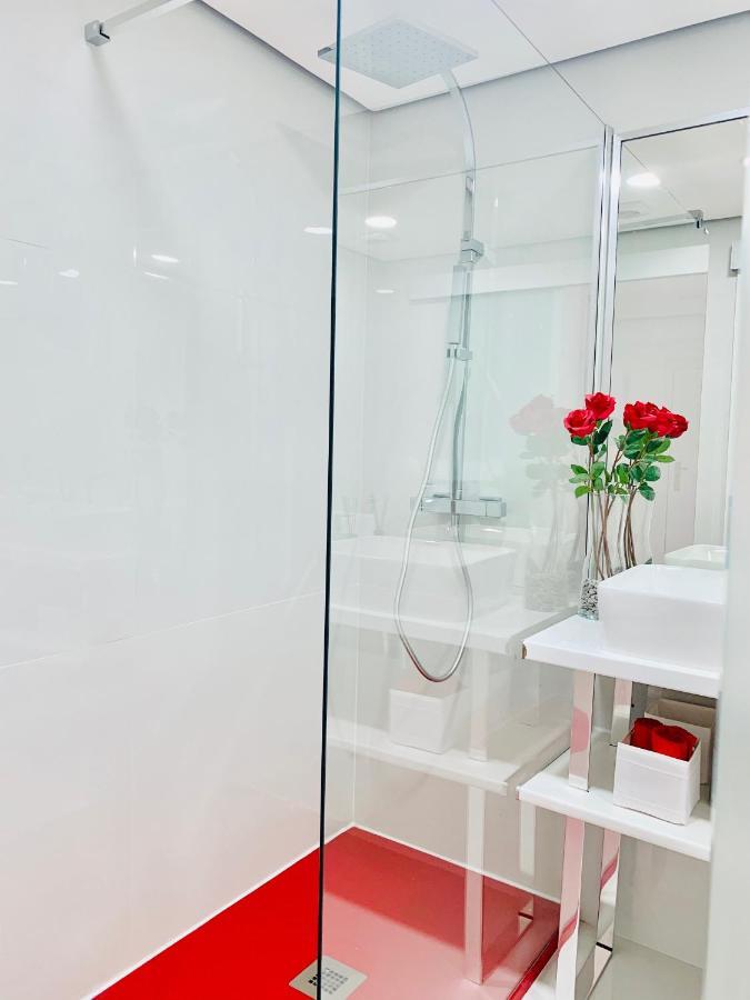 Rooms In Lisbon 3 Min From Metro Bela Vista ภายนอก รูปภาพ